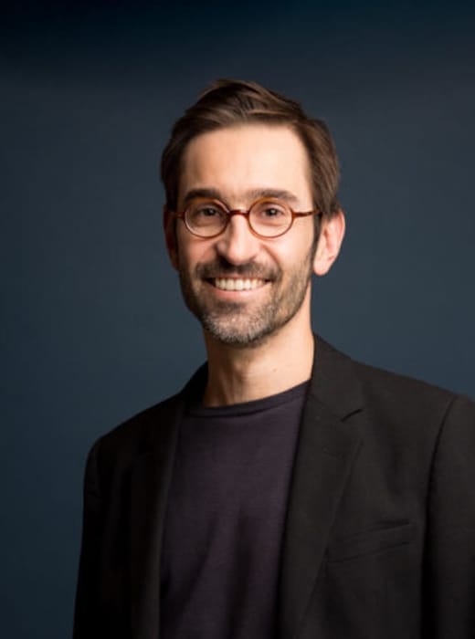 raul-costa-dentist (1) raul-costa-dentist (1)