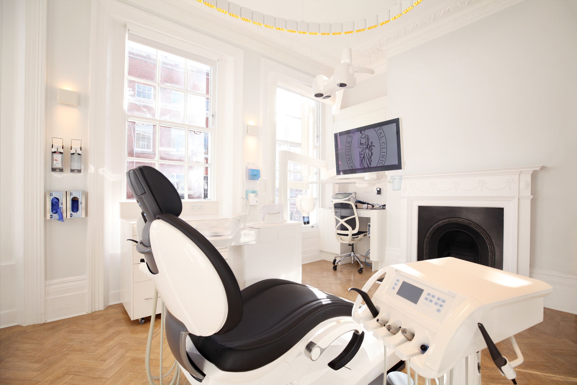 A calm, bright treatment room at the clinic